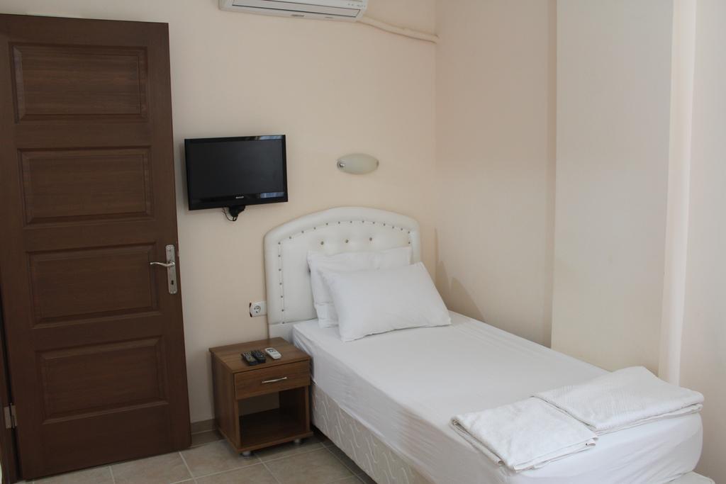 Deniz Apart Hotel Palamutbuku Buitenkant foto
